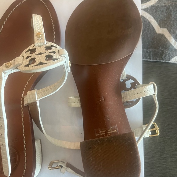 Toryburch sandals 7M - Picture 4 of 4